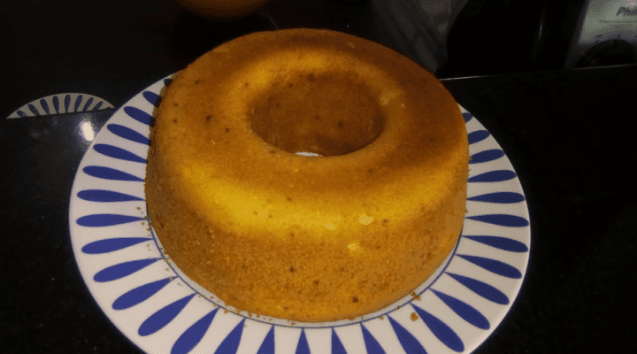 Bolo de Fubá sem glúten e sem lactose